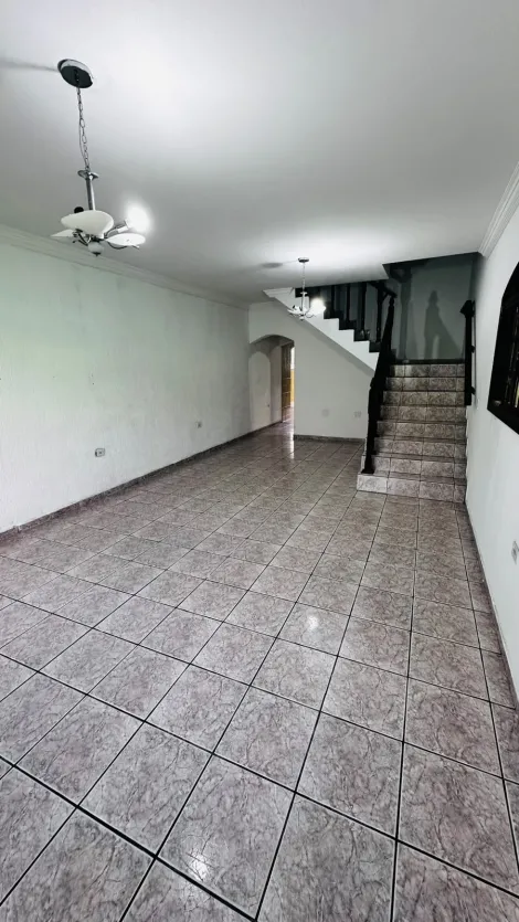 Alugar Casas / Sobrado em Suzano R$ 3.500,00 - Foto 6