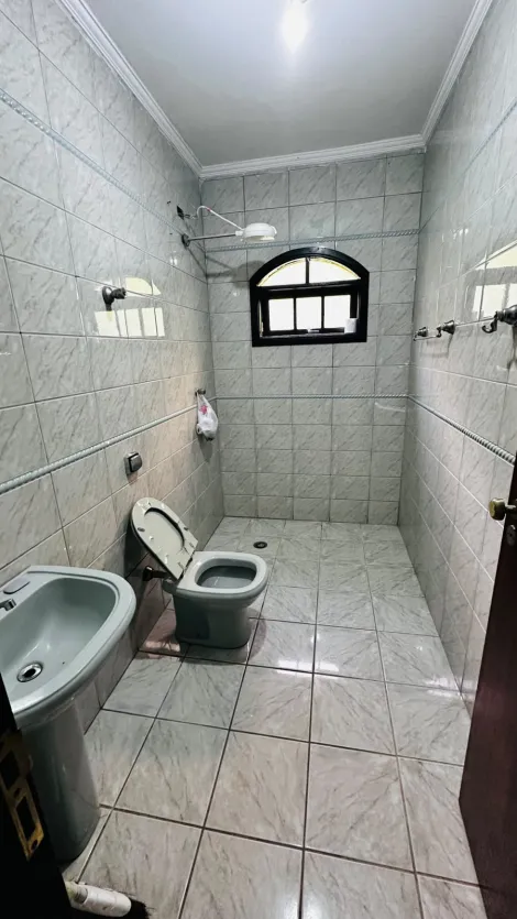 Alugar Casas / Sobrado em Suzano R$ 3.500,00 - Foto 31