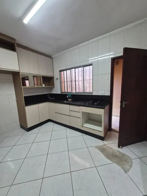 Alugar Casas / T&eacute;rrea em Suzano. apenas R$ 480.000,00