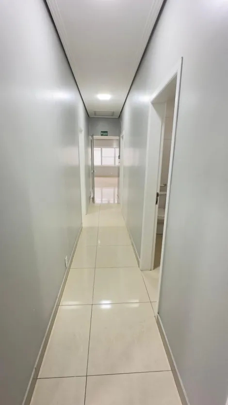 Alugar Casas / T&eacute;rrea em Suzano R$ 7.000,00 - Foto 30