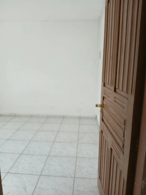 Alugar Casas / Sobrado em Suzano R$ 1.000,00 - Foto 35