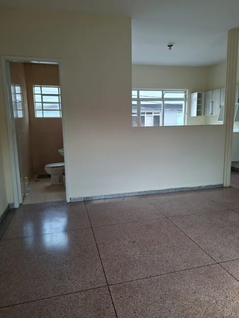 Alugar Apartamentos / Kitchnet em Suzano R$ 1.290,00 - Foto 3