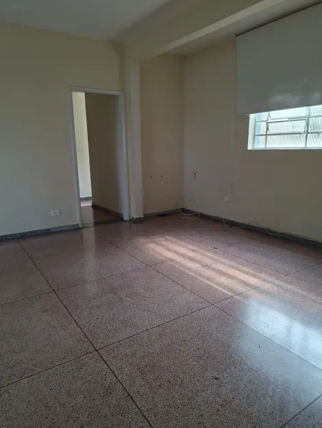 Alugar Apartamentos / Kitchnet em Suzano R$ 1.290,00 - Foto 5