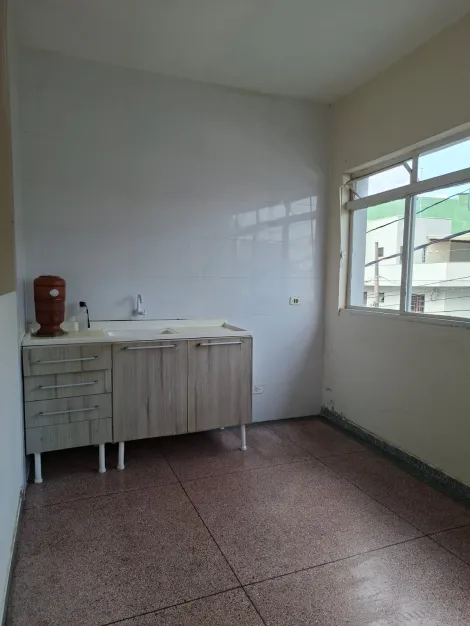 Alugar Apartamentos / Kitchnet em Suzano R$ 1.290,00 - Foto 9