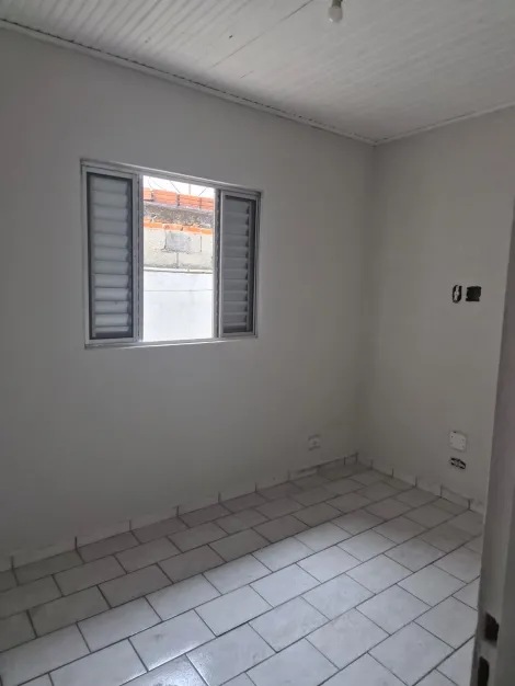 Alugar Casas / T&eacute;rrea em Suzano R$ 1.300,00 - Foto 15