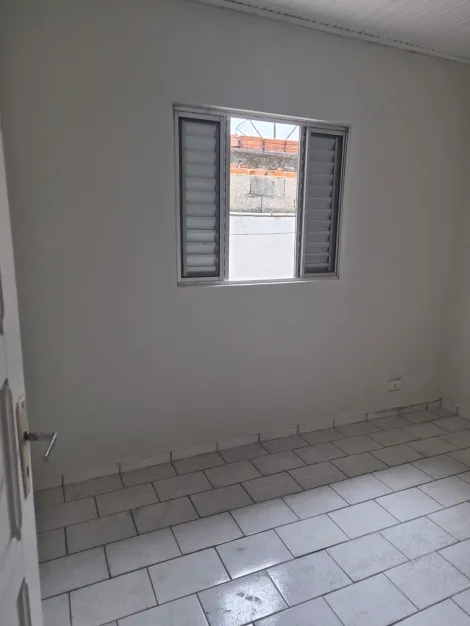 Alugar Casas / T&eacute;rrea em Suzano R$ 1.300,00 - Foto 17