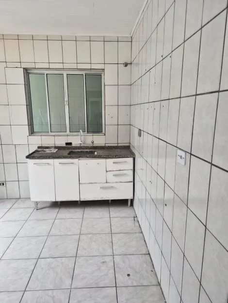 Alugar Casas / T&eacute;rrea em Suzano R$ 1.300,00 - Foto 24