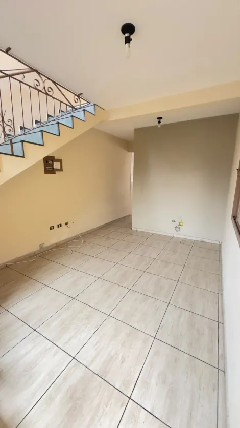 Alugar Casas / Sobrado em Suzano R$ 2.800,00 - Foto 7