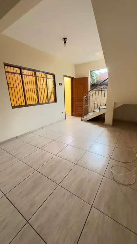 Alugar Casas / Sobrado em Suzano R$ 2.800,00 - Foto 6