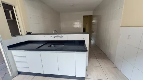 Alugar Casas / Sobrado em Suzano R$ 2.800,00 - Foto 2