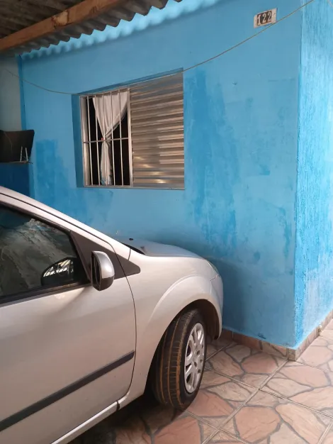 Alugar Casas / T&eacute;rrea em Suzano. apenas R$ 320.000,00