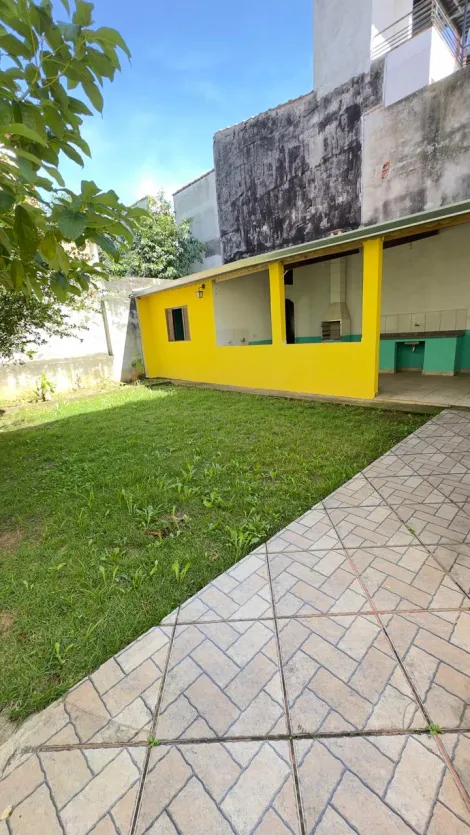 Comprar Casas / Sobrado em Suzano R$ 400.000,00 - Foto 12