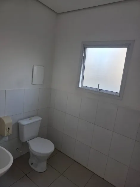 Alugar Apartamentos / Padr&atilde;o em Suzano R$ 1.300,00 - Foto 32