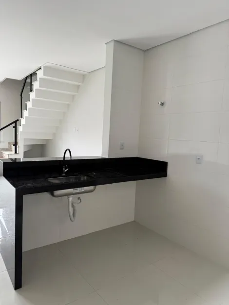 Comprar Casas / Sobrado em Mogi das Cruzes R$ 490.000,00 - Foto 4