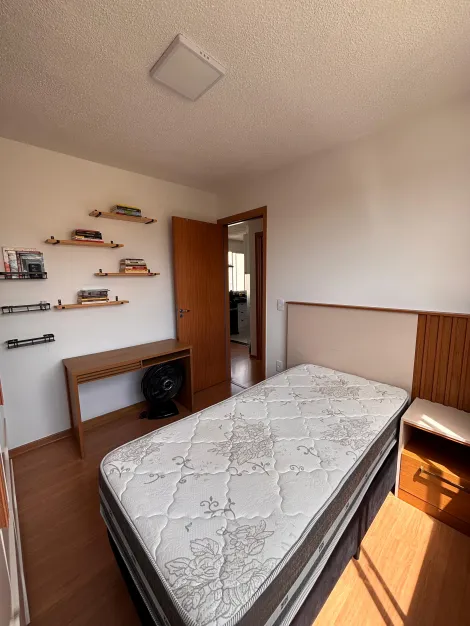 Alugar Apartamentos / Padr&atilde;o em Suzano R$ 1.400,00 - Foto 11