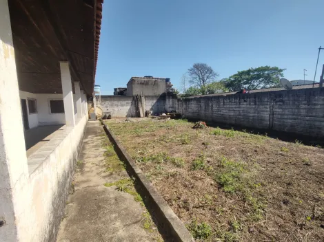 Alugar Casas / T&eacute;rrea em Suzano R$ 2.700,00 - Foto 3