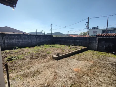 Alugar Casas / T&eacute;rrea em Suzano R$ 2.700,00 - Foto 4