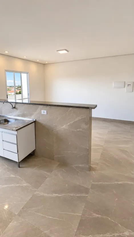 Alugar Casas / Assobradada em Suzano R$ 1.000,00 - Foto 2