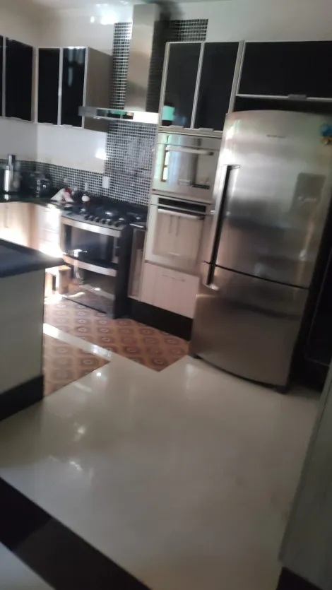 Alugar Casas / Sobrado em Suzano R$ 8.000,00 - Foto 3