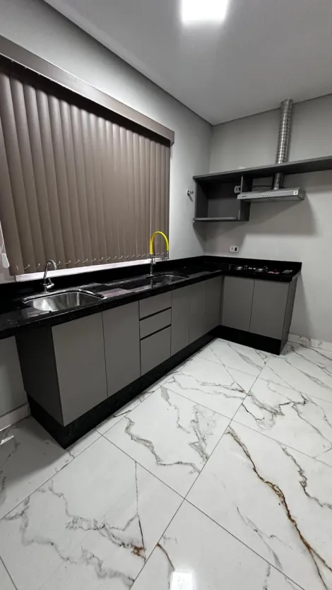 Alugar Apartamentos / Kitchnet em Suzano R$ 1.500,00 - Foto 6