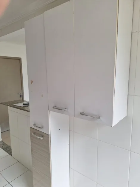 Alugar Apartamentos / Padr&atilde;o em Suzano R$ 1.300,00 - Foto 2
