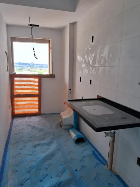 Comprar Apartamentos / Padr&atilde;o em Suzano R$ 530.000,00 - Foto 4