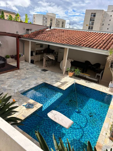 Comprar Casas / Sobrado em Mogi das Cruzes R$ 1.200.000,00 - Foto 2