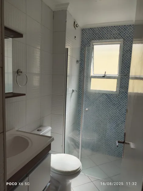 Comprar Apartamentos / Padr&atilde;o em Suzano R$ 220.000,00 - Foto 5