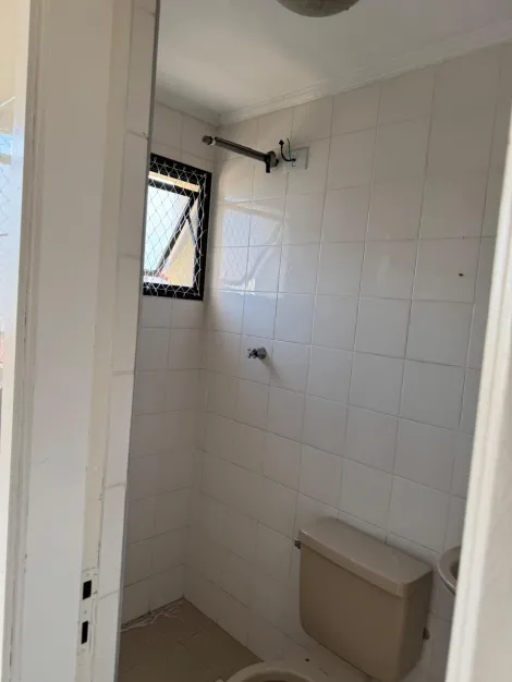Comprar Apartamentos / Padr&atilde;o em Suzano R$ 650.000,00 - Foto 5