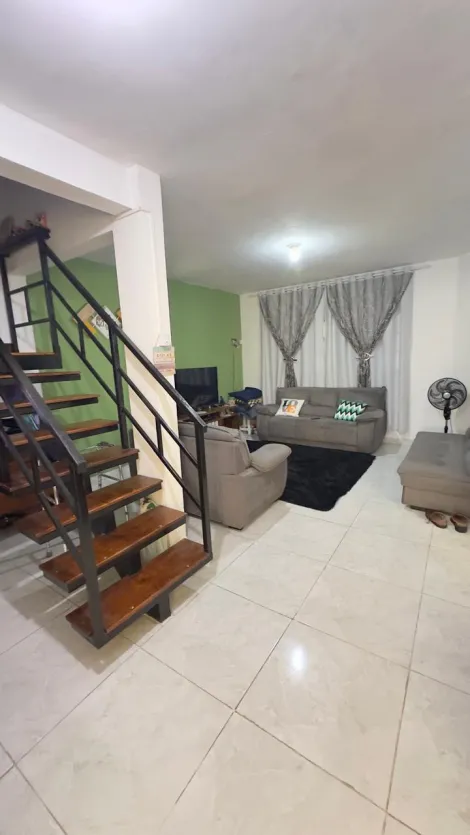 Comprar Casas / Sobrado em Suzano R$ 520.000,00 - Foto 4