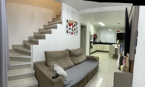 Comprar Casas / Condom&iacute;nio em Suzano R$ 380.000,00 - Foto 2