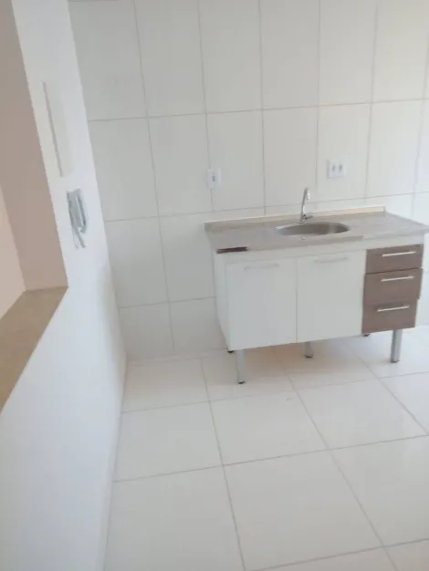Alugar Apartamentos / Padr&atilde;o em Mogi das Cruzes. apenas R$ 270.000,00