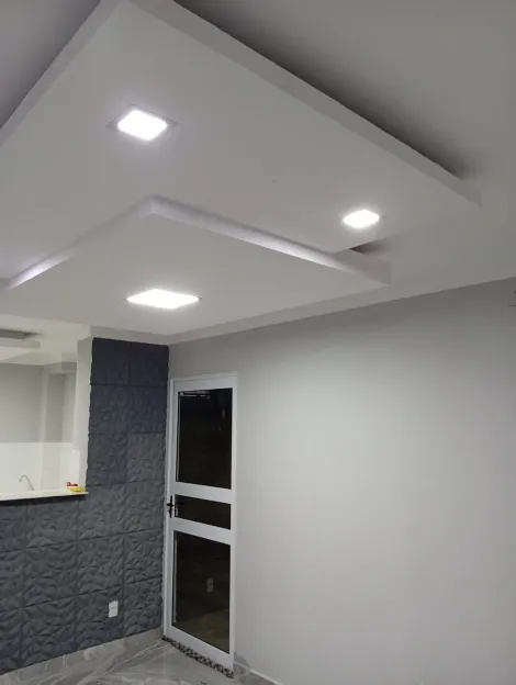 Comprar Apartamentos / Padr&atilde;o em Suzano R$ 250.000,00 - Foto 12