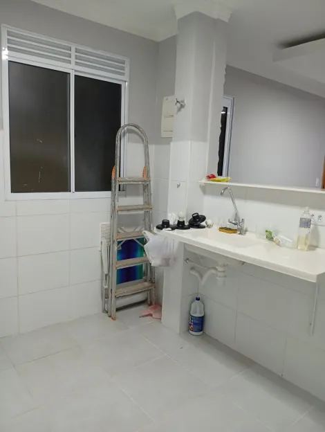 Comprar Apartamentos / Padr&atilde;o em Suzano R$ 250.000,00 - Foto 13
