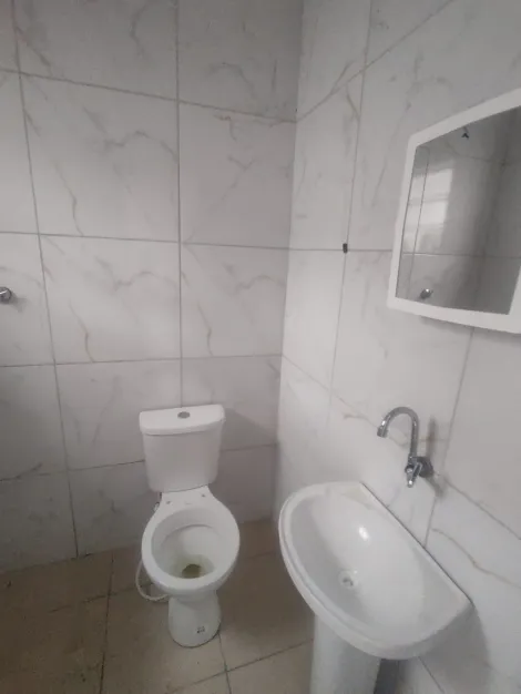 Alugar Casas / Assobradada em Suzano R$ 1.300,00 - Foto 13