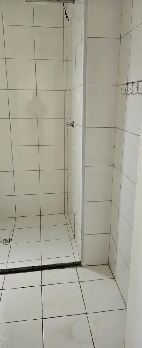 Alugar Apartamentos / Padr&atilde;o em Suzano R$ 1.500,00 - Foto 6