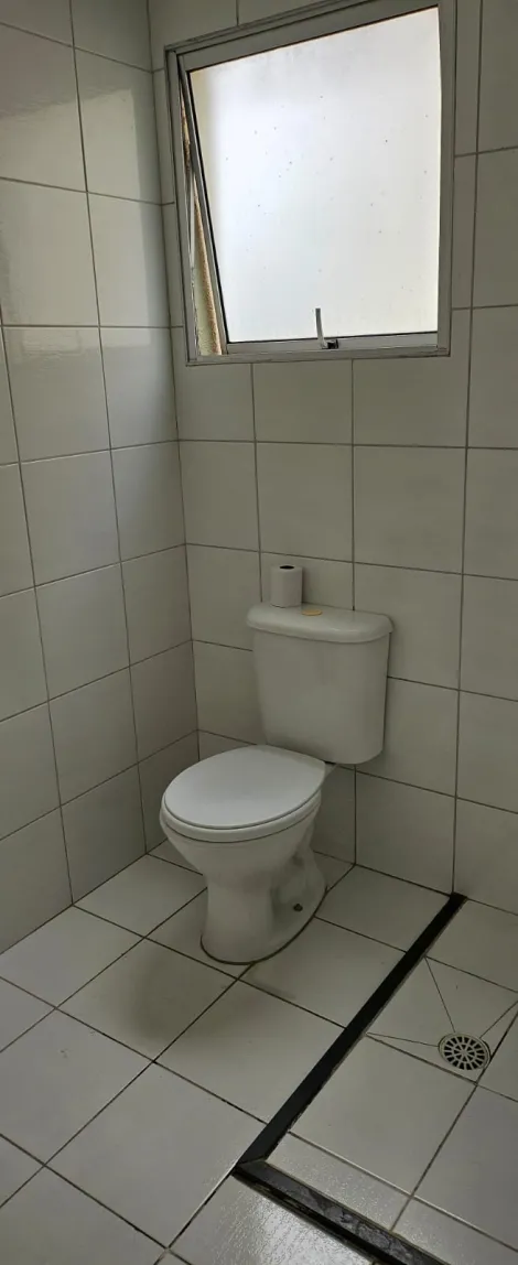 Alugar Apartamentos / Padr&atilde;o em Suzano R$ 1.500,00 - Foto 7