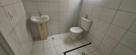 Alugar Apartamentos / Padr&atilde;o em Suzano R$ 1.500,00 - Foto 8