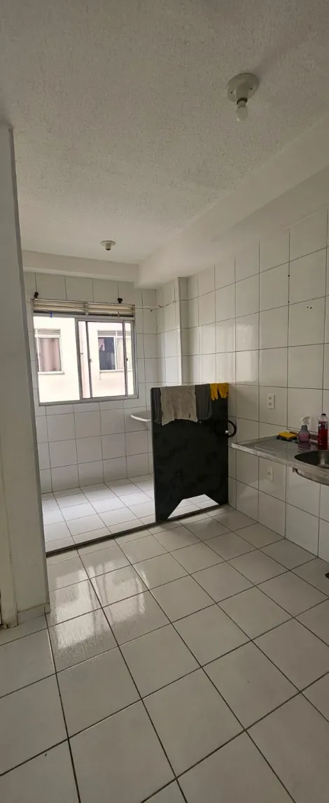 Alugar Apartamentos / Padr&atilde;o em Suzano R$ 1.500,00 - Foto 11