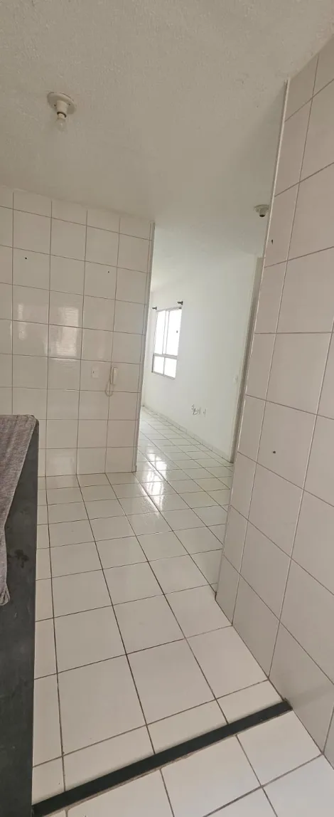 Alugar Apartamentos / Padr&atilde;o em Suzano R$ 1.500,00 - Foto 12