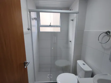 Comprar Apartamentos / Padr&atilde;o em Suzano R$ 220.000,00 - Foto 12