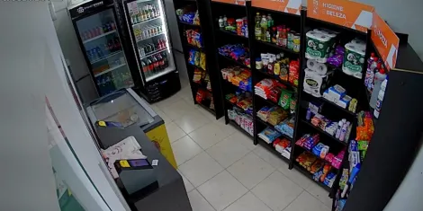 Comprar Apartamentos / Padr&atilde;o em Suzano R$ 255.000,00 - Foto 8