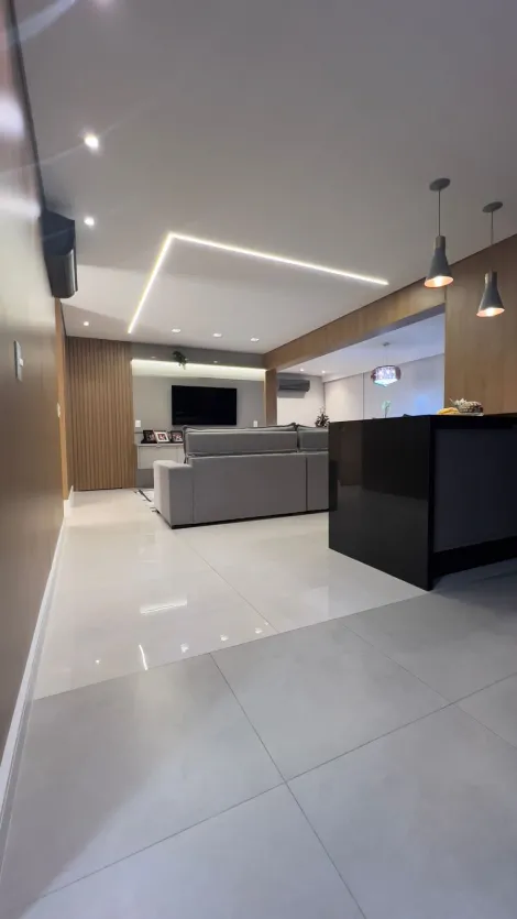 Comprar Apartamentos / Padr&atilde;o em Mogi das Cruzes R$ 1.479.900,00 - Foto 3