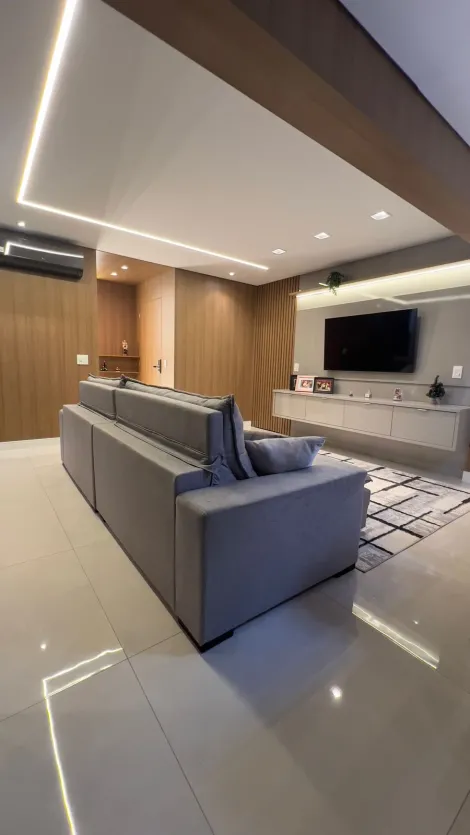 Comprar Apartamentos / Padr&atilde;o em Mogi das Cruzes R$ 1.479.900,00 - Foto 4