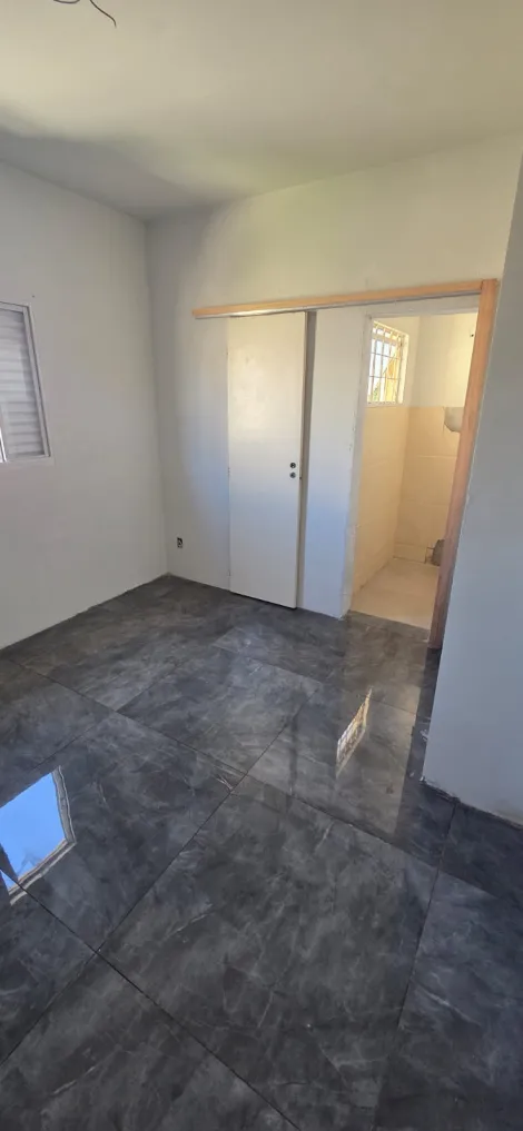 Comprar Casas / Sobrado em Suzano R$ 310.000,00 - Foto 11