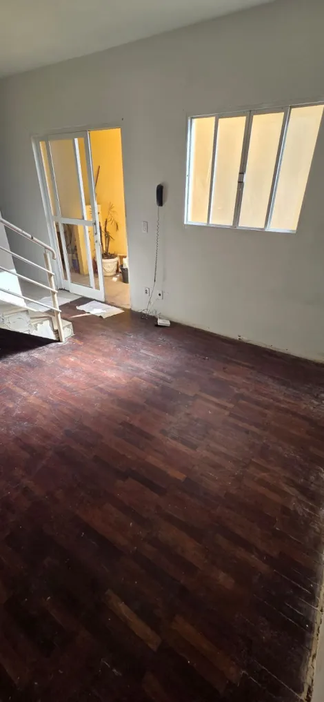 Comprar Casas / Sobrado em Suzano R$ 310.000,00 - Foto 2