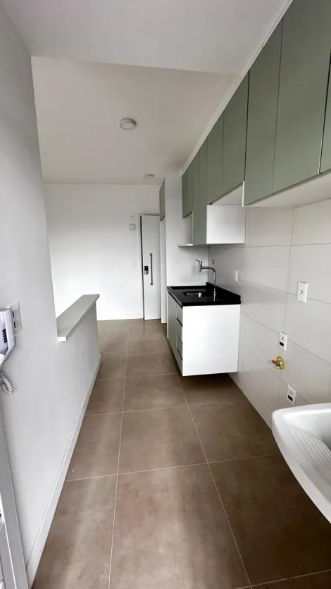 Alugar Apartamentos / Padr&atilde;o em Suzano R$ 2.000,00 - Foto 2