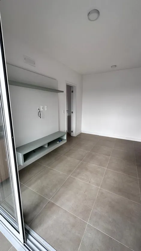Alugar Apartamentos / Padr&atilde;o em Suzano R$ 2.000,00 - Foto 11