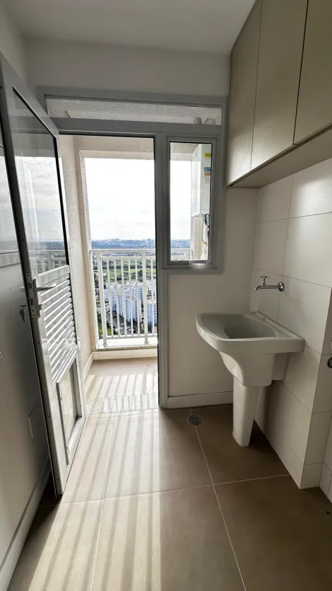 Alugar Apartamentos / Padr&atilde;o em Suzano R$ 2.000,00 - Foto 10
