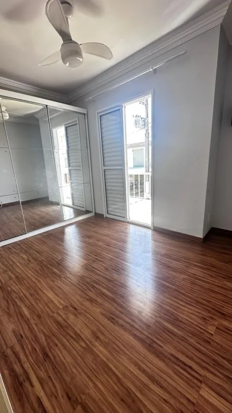 Alugar Casas / Condom&iacute;nio em Suzano R$ 1.500,00 - Foto 8